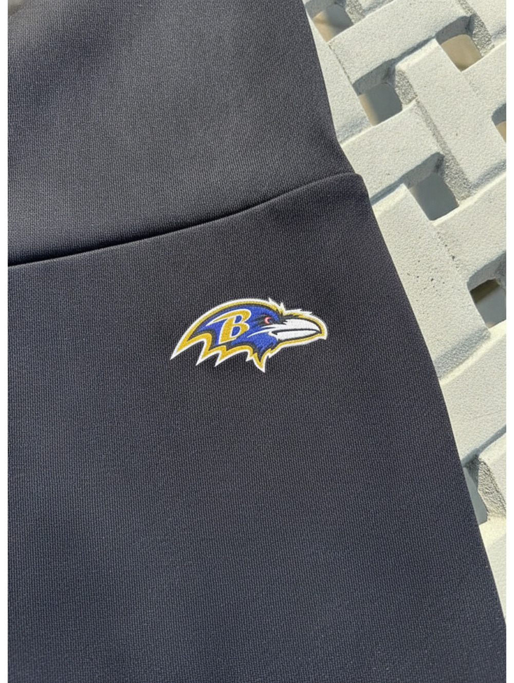 Vintage Reebok Baltimore Ravens Black High-waisted Performance Leggings - Picture 3 of 9